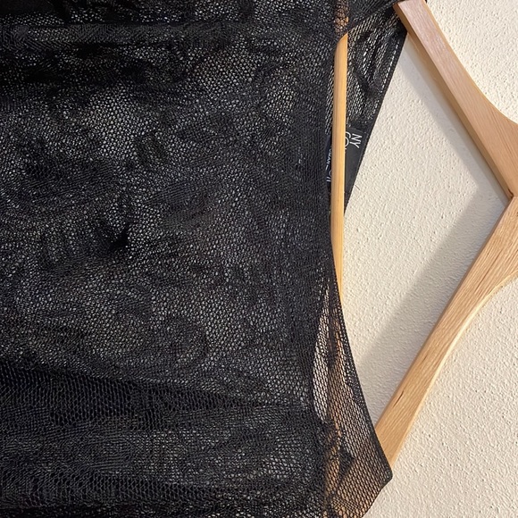 NY Collection woman one size fits all black lace cape - Picture 4 of 7